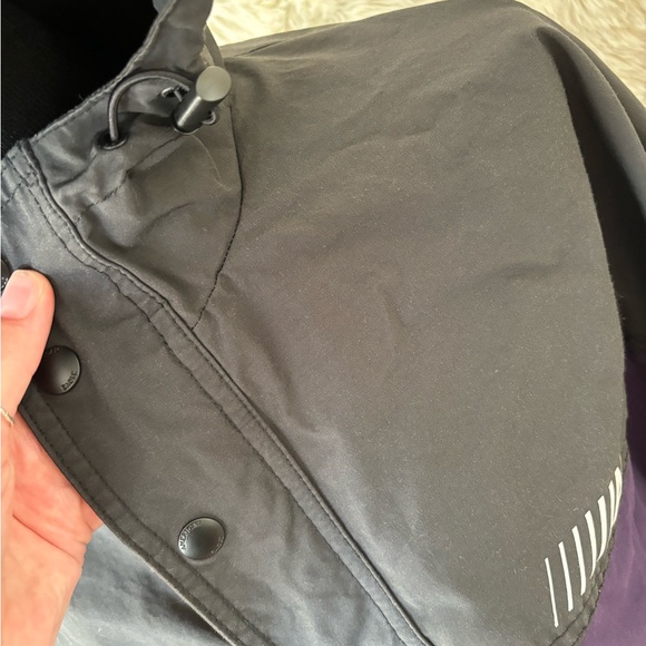 Jacket - Picture 4 of 7